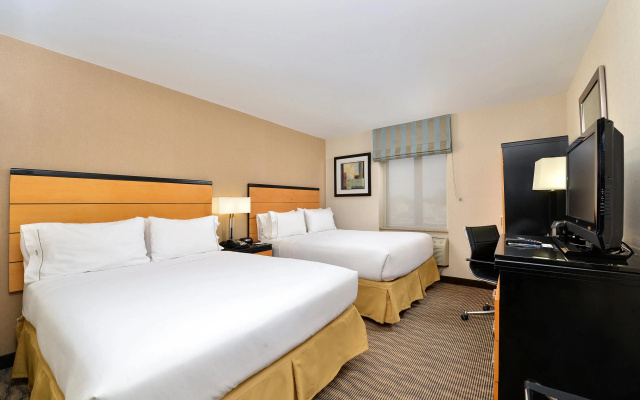 photo 5 of Holiday Inn Express Kennedy Airport