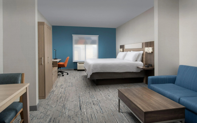 photo 3 of Holiday Inn Express & Suites Knoxville-Clinton by IHG