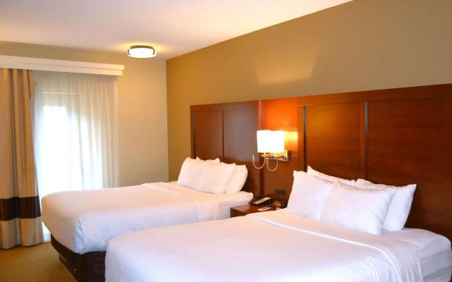 photo 3 of Comfort Inn Lancaster at Rockvale
