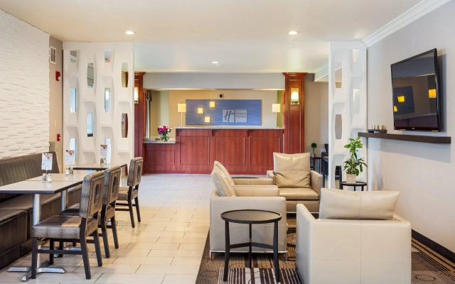 photo 2 of Holiday Inn Express Lancaster by IHG