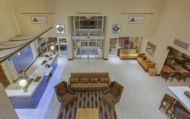photo 2 of Holiday Inn Express Hotel and Suites Laurel by IHG