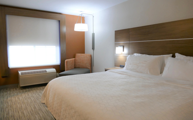 photo 2 of Holiday Inn Express Lebanon by IHG