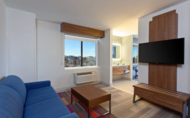 photo 5 of Holiday Inn Express Los Angeles Airport by IHG