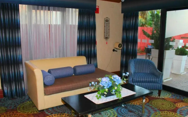 photo 3 of Holiday Inn Express Miami-arpt Ctrl-miami Springs