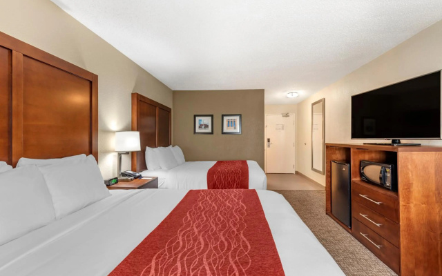 photo 3 of Comfort Inn & Suites Middletown - Franklin