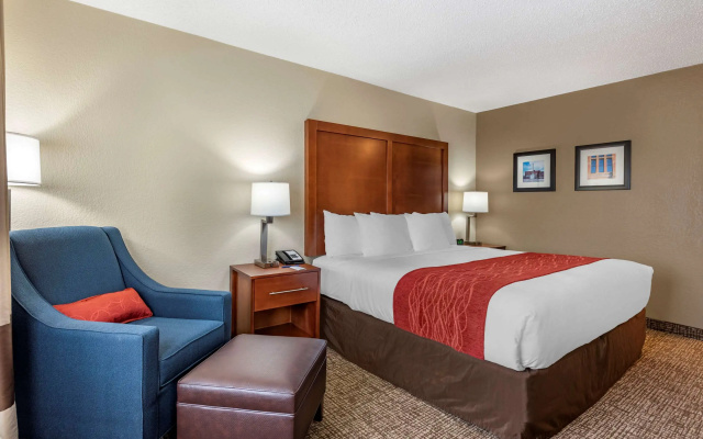 photo 5 of Comfort Inn & Suites Middletown - Franklin