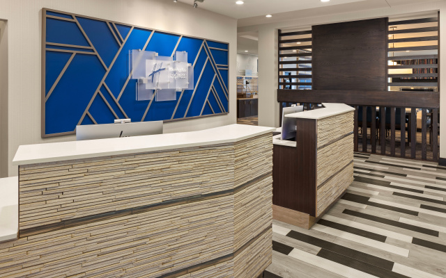 photo 2 of Holiday Inn Express Moline - Quad Cities Area by IHG