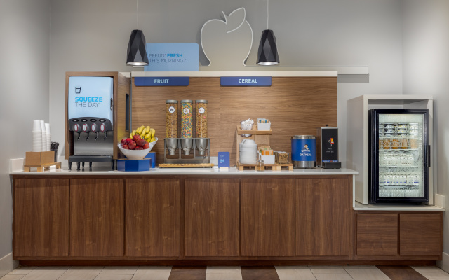 photo 2 of Holiday Inn Express Myrtle Beach-Broadway at the Beach by IHG