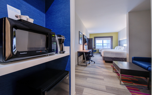 photo 3 of Holiday Inn Express Mystic