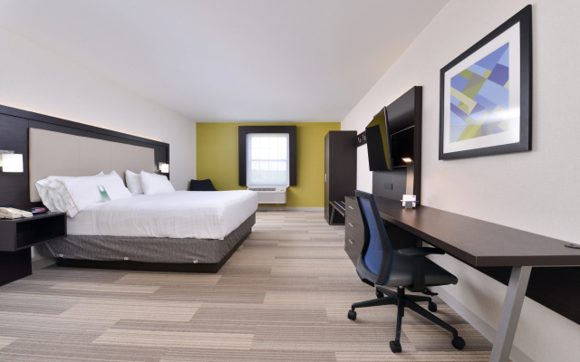 photo 4 of Holiday Inn Express Mystic