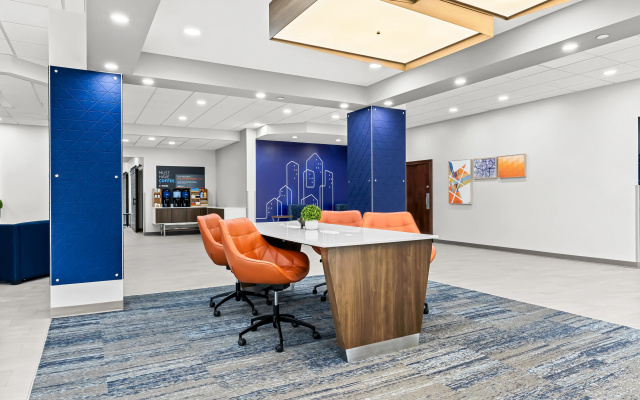 photo 2 of Holiday Inn Express Nashville-Hendersonville by IHG