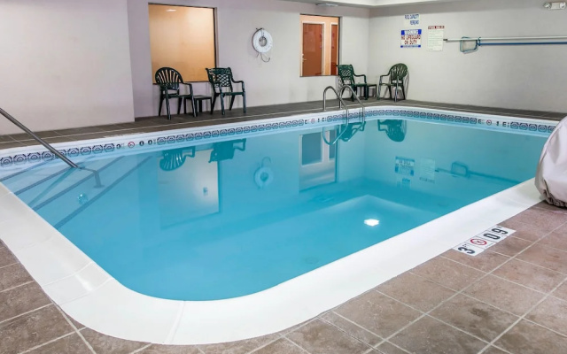 photo 5 of Holiday Inn Express Niles