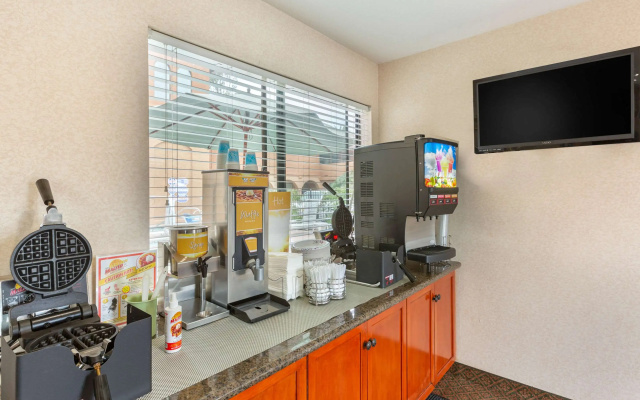 photo 5 of Quality Inn & Suites Oceanside near Camp Pendleton