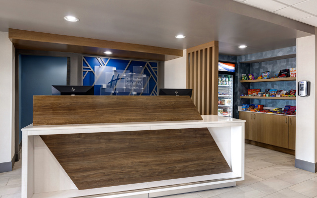 photo 2 of Holiday Inn Express & Suites Central Omaha by IHG