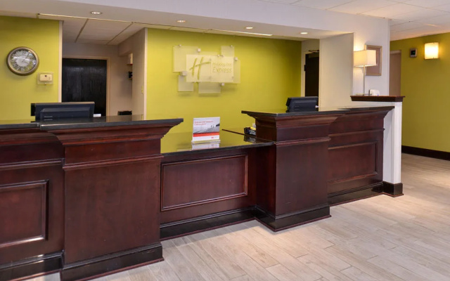 photo 2 of Holiday Inn Express & Suites Central Omaha by IHG