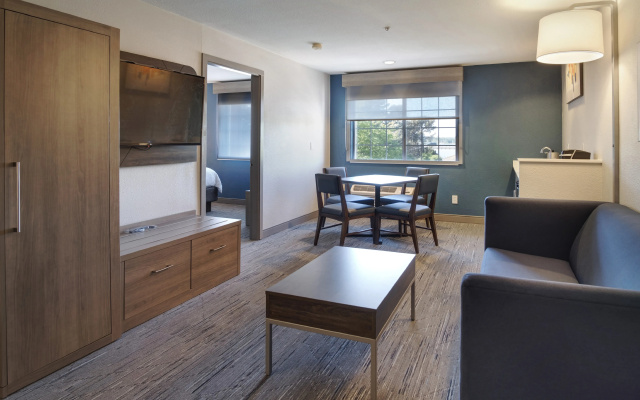 photo 5 of Holiday Inn Express Portland East - Troutdale by IHG