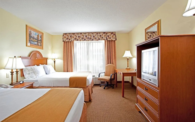 photo 3 of Holiday Inn Express Princeton/I-77