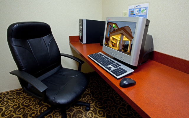 photo 5 of Holiday Inn Express Princeton/I-77