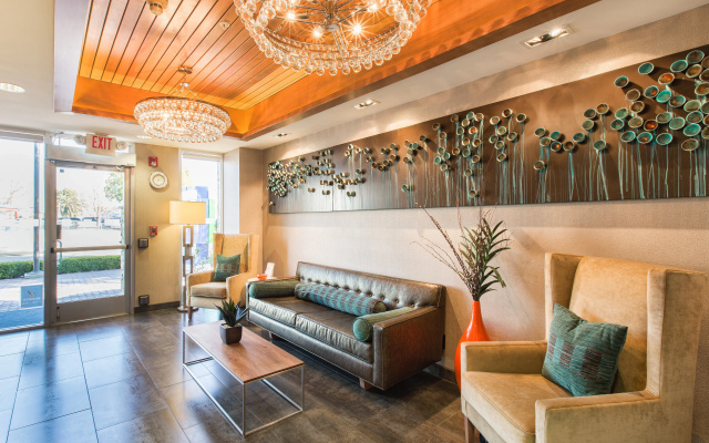 photo 2 of Holiday Inn Express Redwood City-Central by IHG