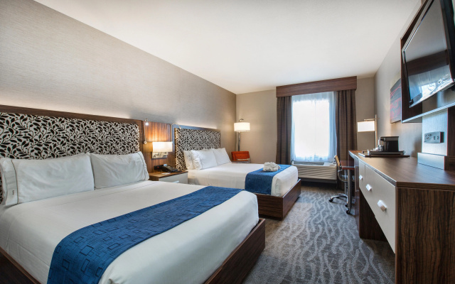 photo 4 of Holiday Inn Express Redwood City-Central by IHG