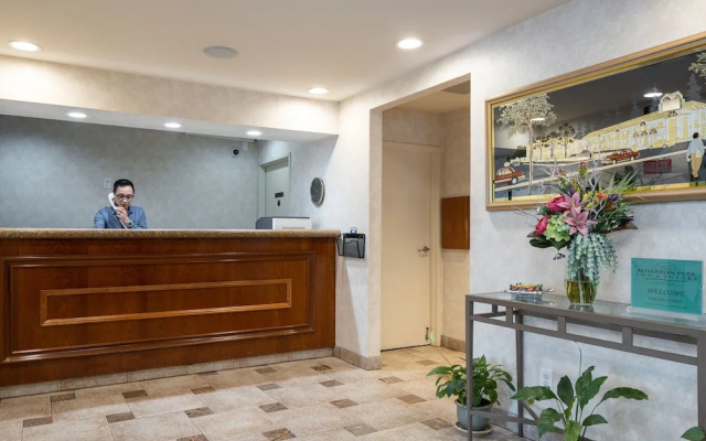 photo 2 of Atherton Park Inn & Suites