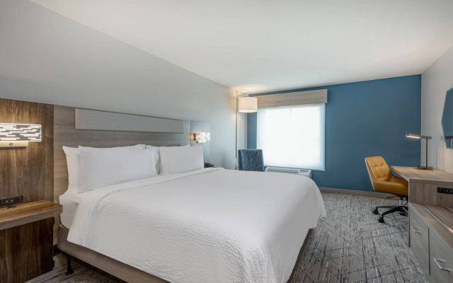 photo 4 of Holiday Inn Express Rensselaer by IHG