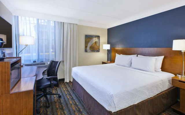 photo 4 of Holiday Inn Express Reston/herndon