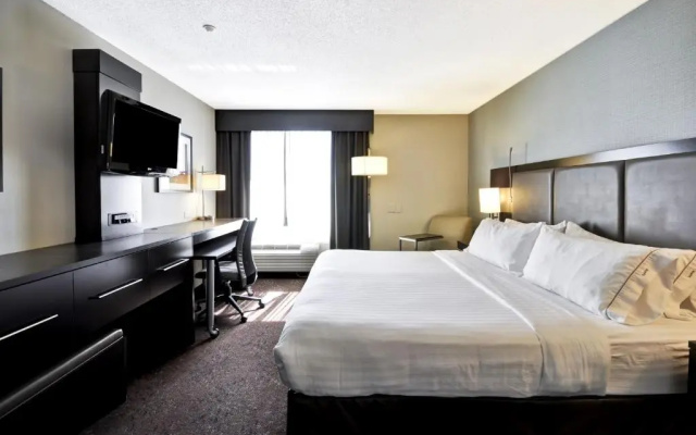 photo 5 of Holiday Inn Express Romulus / Detroit Airport by IHG