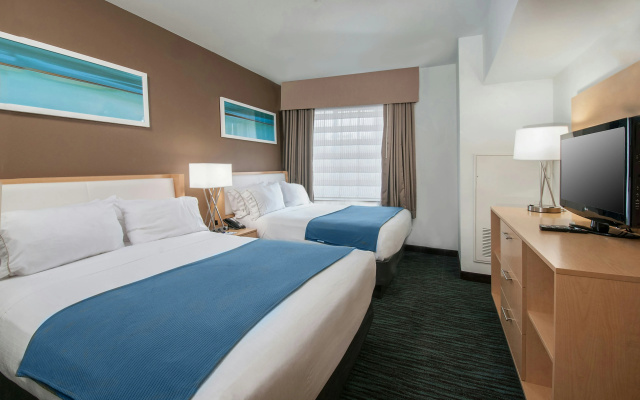 photo 5 of Holiday Inn Express San Antonio Rivercenter Area by IHG