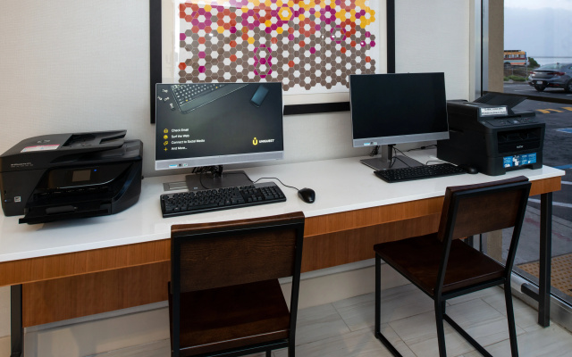 photo 3 of Holiday Inn Express San Francisco Airport South by IHG