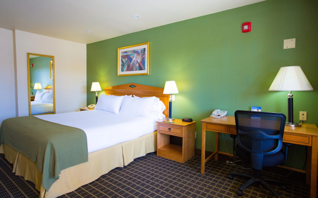 photo 5 of SureStay Plus Hotel by Best Western San Jose Central City