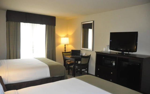 photo 3 of Holiday Inn Express Sarasota East - I-75 by IHG