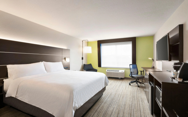photo 5 of Holiday Inn Express Sarasota East - I-75 by IHG