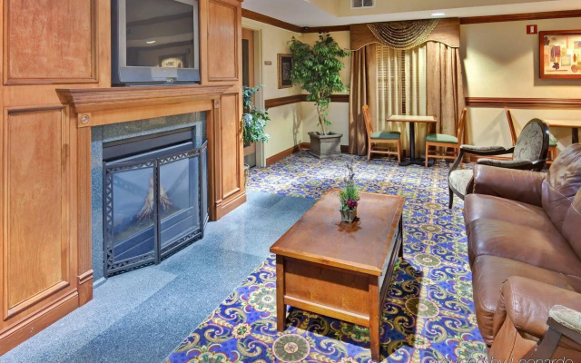 photo 5 of Holiday Inn Express Hotel & Suites Southfield - Detroit