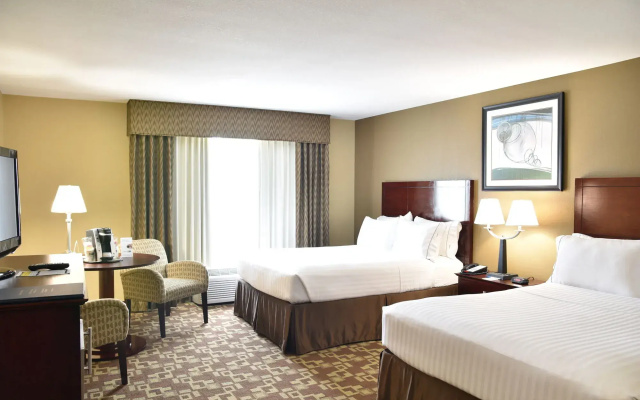 photo 3 of Holiday Inn Express St Charles