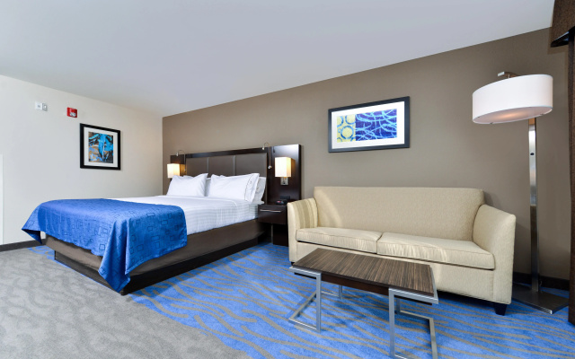 photo 3 of Holiday Inn Express St. Louis West - O'Fallon by IHG