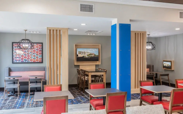 photo 2 of Holiday Inn Express & Suites Greenville S- Piedmont, an IHG Hotel