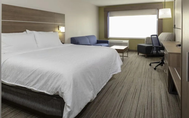 photo 2 of Holiday Inn Express & Suites Phoenix East Gilbert an IHG Hotel