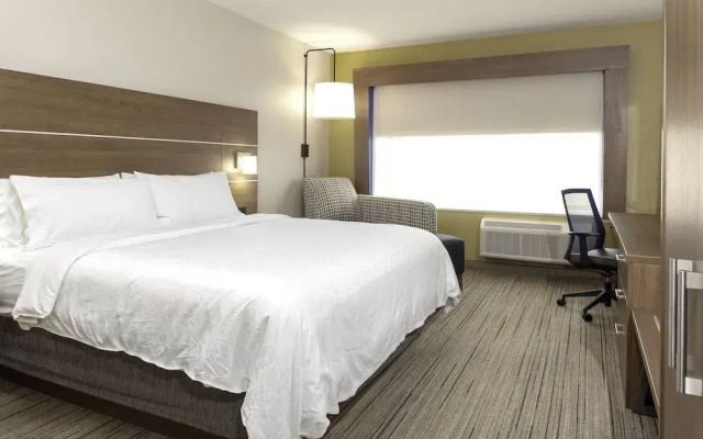 photo 4 of Holiday Inn Express & Suites Phoenix East Gilbert an IHG Hotel