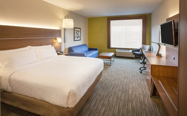 photo 5 of Holiday Inn Express And Suites Seattle South Tukwila