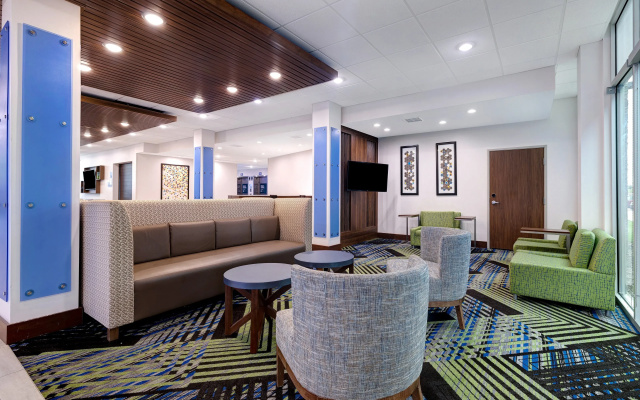 photo 2 of Holiday Inn Express & Suites Ann Arbor - University South by IHG