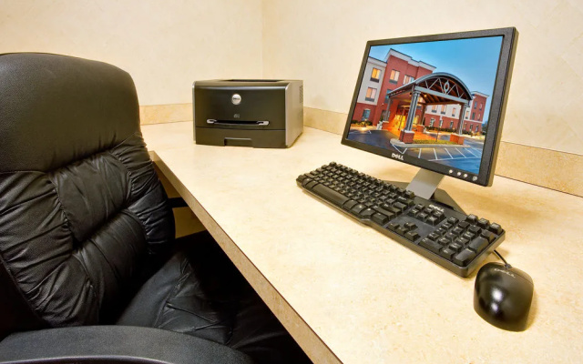 photo 4 of Holiday Inn Express & Suites Bethlehem Arpt-Allentown Area