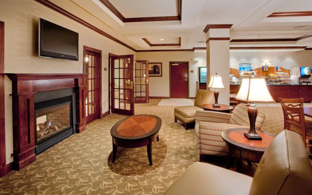 photo 5 of Holiday Inn Express & Suites Bethlehem Arpt-Allentown Area