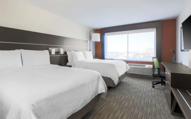 photo 3 of Holiday Inn Express & Suites Chicago O'Hare Airport by IHG