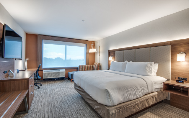 photo 4 of Holiday Inn Express & Suites Dallas North - Addison by IHG