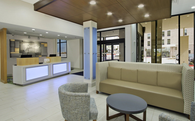 photo 2 of Holiday Inn Express & Suites Dallas-Frisco NW Toyota Stdm by IHG
