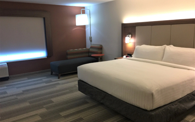 photo 4 of Holiday Inn Express & Suites Danville by IHG