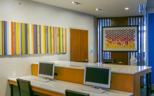 photo 3 of Holiday Inn Express & Suites Detroit North - Roseville by IHG