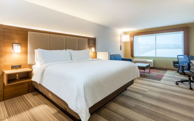photo 5 of Holiday Inn Express & Suites Florence - Cincinnati Airport