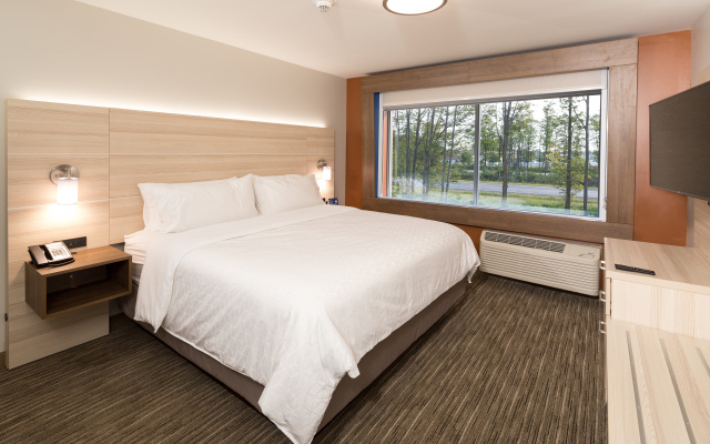photo 5 of Holiday Inn Express & Suites Gaylord by IHG